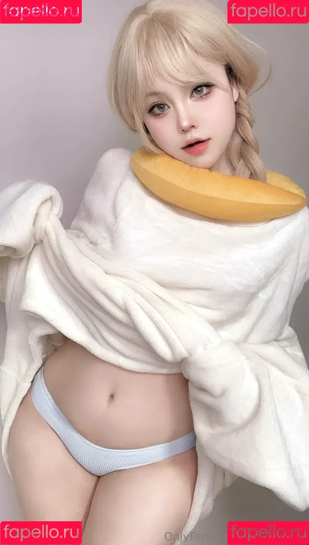 Annie Leonhardt / AnnieLe41064286 / anniekem9 Onlyfans Photo Gallery 