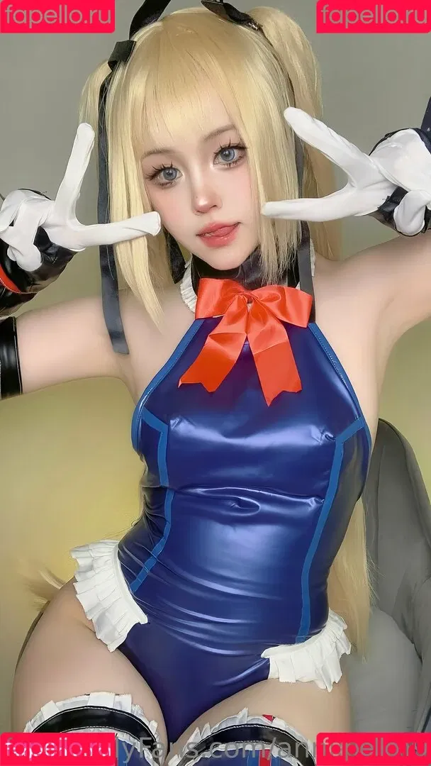 Annie Leonhardt / AnnieLe41064286 / anniekem9 Onlyfans Photo Gallery 