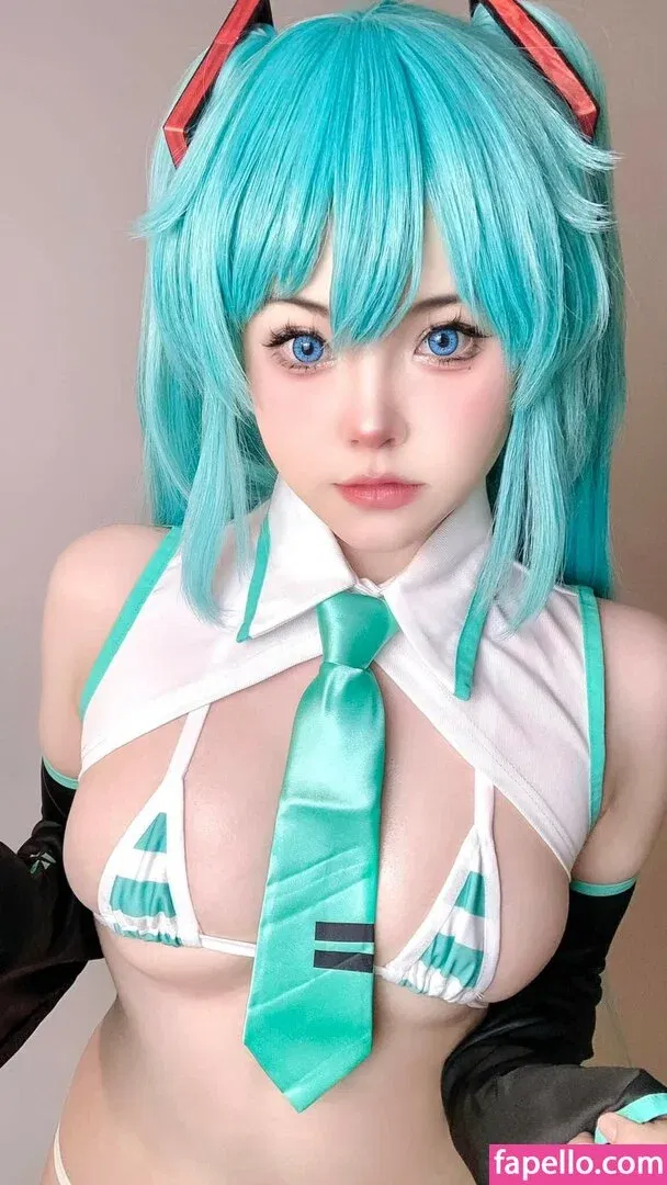 Annie Leonhardt / AnnieLe41064286 / anniekem9 Onlyfans Photo Gallery 