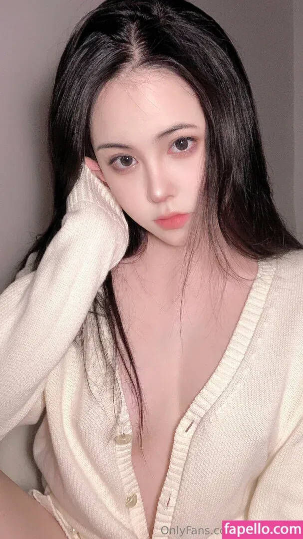 Annie Leonhardt / AnnieLe41064286 / anniekem9 Onlyfans Photo Gallery 