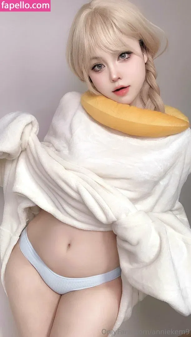 Annie Leonhardt / AnnieLe41064286 / anniekem9 Onlyfans Photo Gallery 