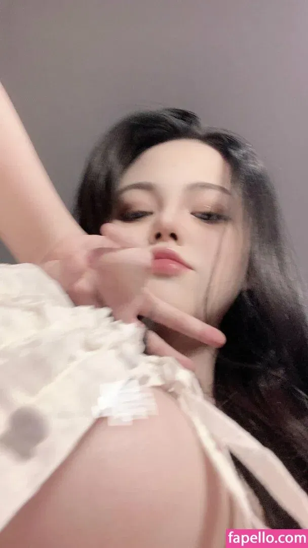 Annie Leonhardt / AnnieLe41064286 / anniekem9 Onlyfans Photo Gallery 