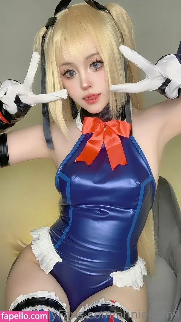 Annie Leonhardt / AnnieLe41064286 / anniekem9 Onlyfans Photo Gallery 