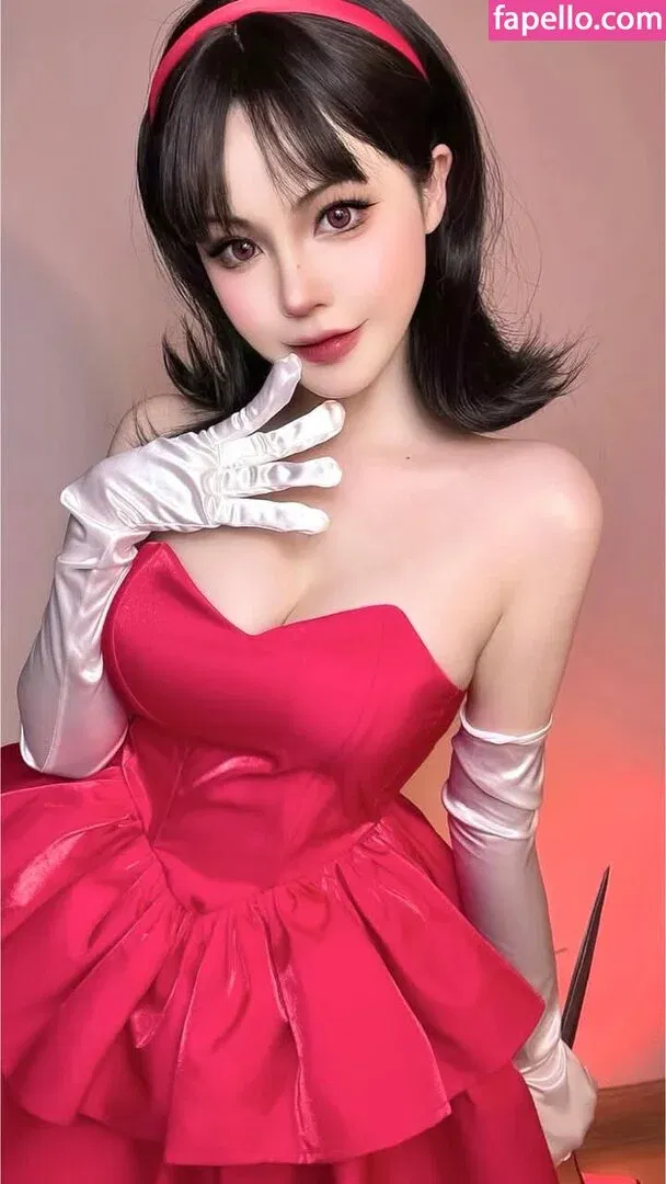 Annie Leonhardt / AnnieLe41064286 / anniekem9 Onlyfans Photo Gallery 