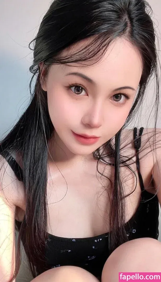 Annie Leonhardt / AnnieLe41064286 / anniekem9 Onlyfans Photo Gallery 