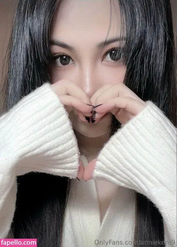 Annie Leonhardt / AnnieLe41064286 / anniekem9 Onlyfans Photo Gallery 