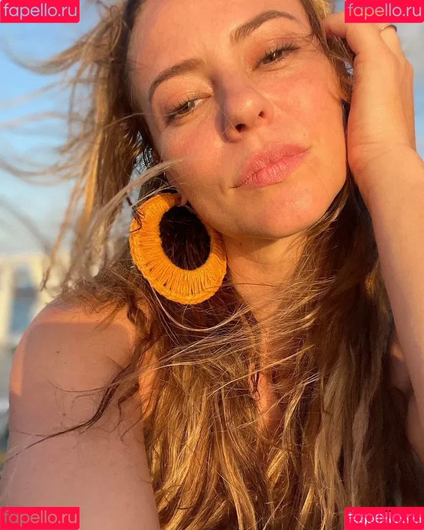 Paolla Oliveira / paollaoliveirareal / paulinhamissbumbum Onlyfans Photo Gallery 