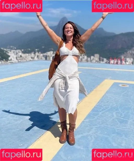 Paolla Oliveira / paollaoliveirareal / paulinhamissbumbum Onlyfans Photo Gallery 