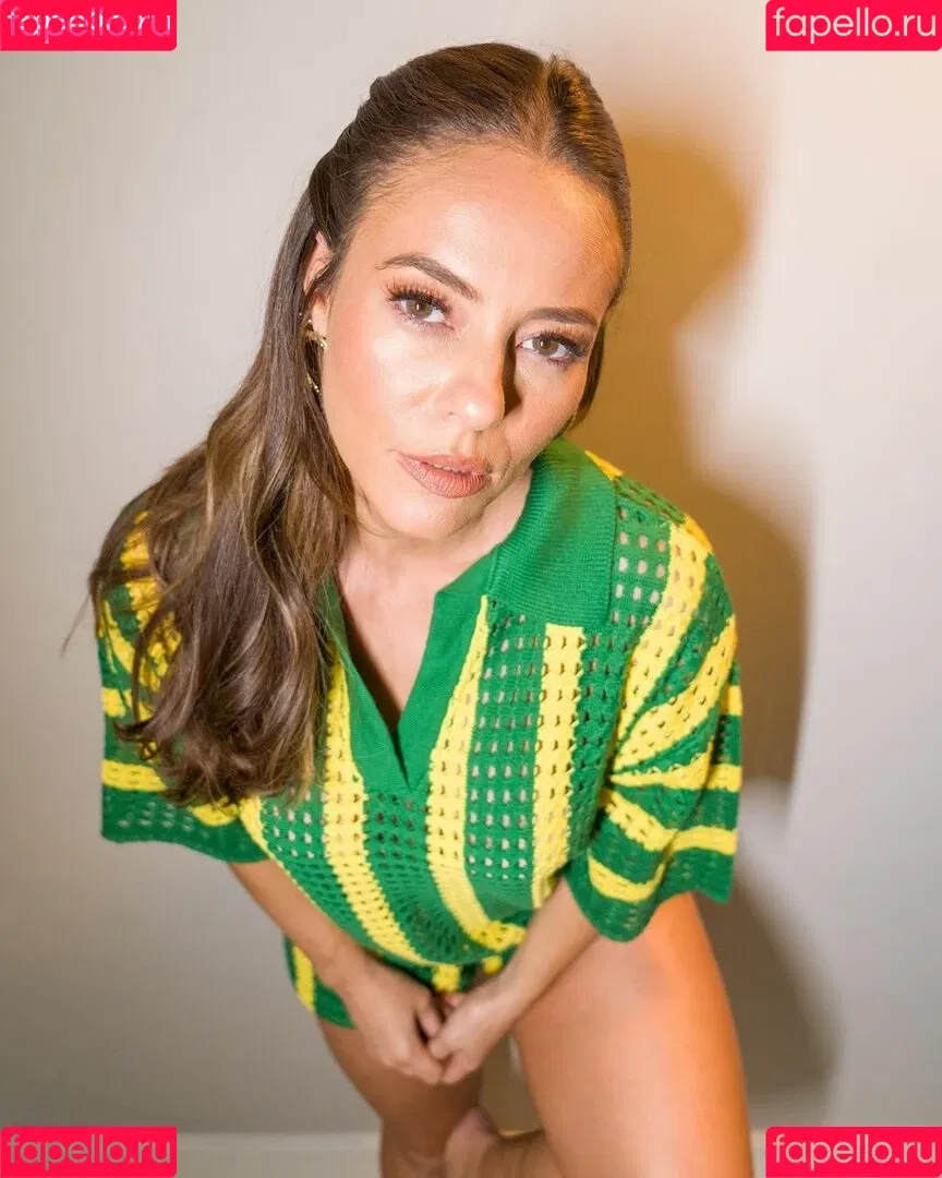 Paolla Oliveira / paollaoliveirareal / paulinhamissbumbum Onlyfans Photo Gallery 