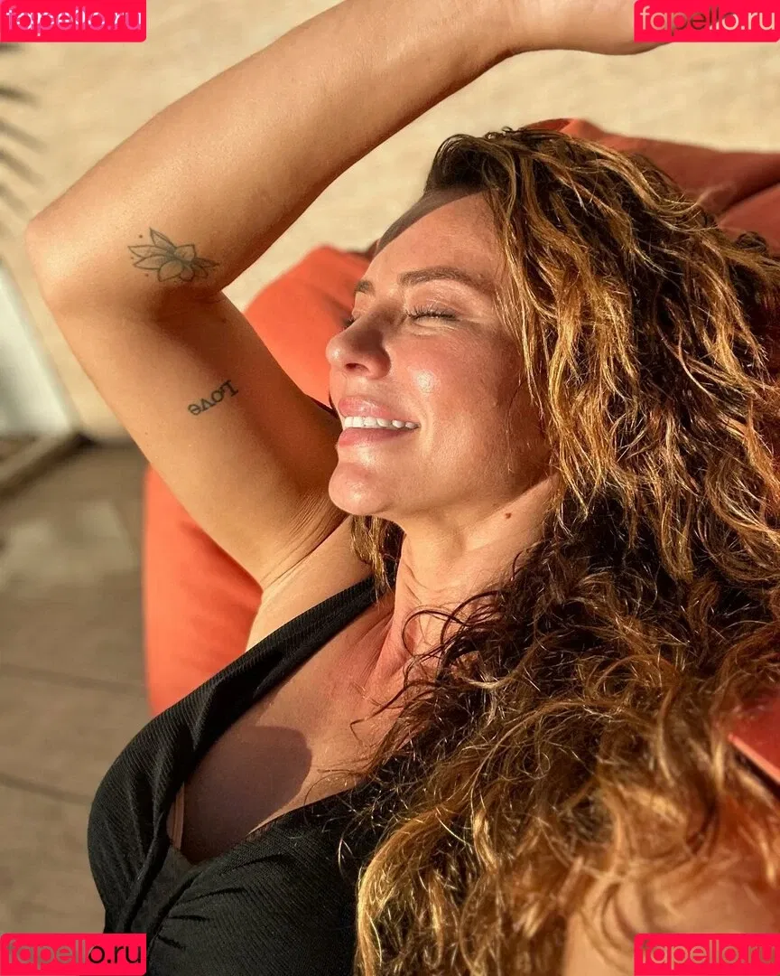 Paolla Oliveira / paollaoliveirareal / paulinhamissbumbum Onlyfans Photo Gallery 