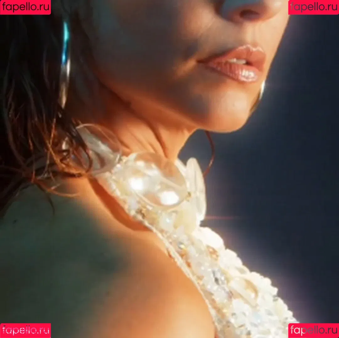 Paolla Oliveira / paollaoliveirareal / paulinhamissbumbum Onlyfans Photo Gallery 