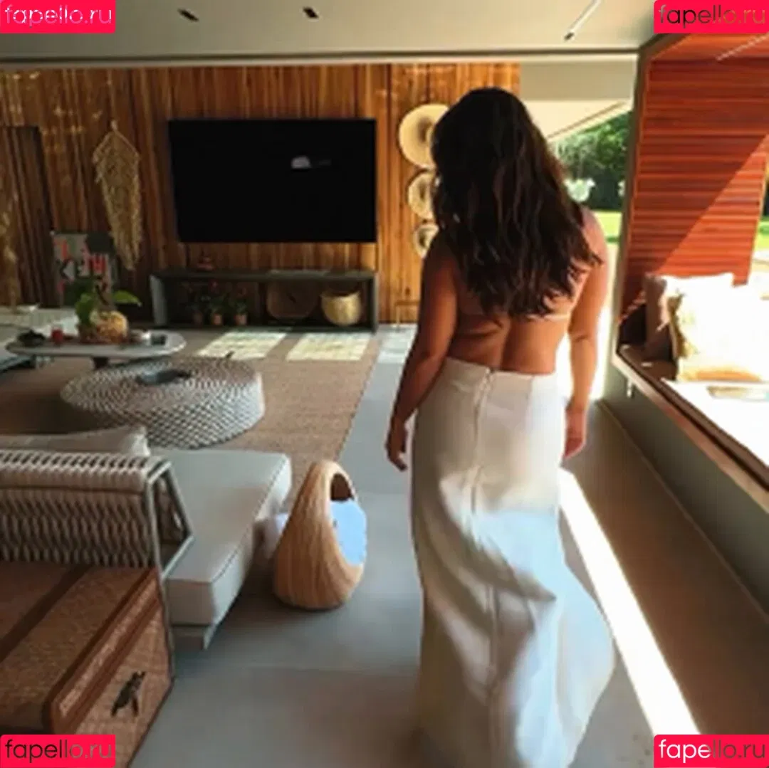 Paolla Oliveira / paollaoliveirareal / paulinhamissbumbum Onlyfans Photo Gallery 