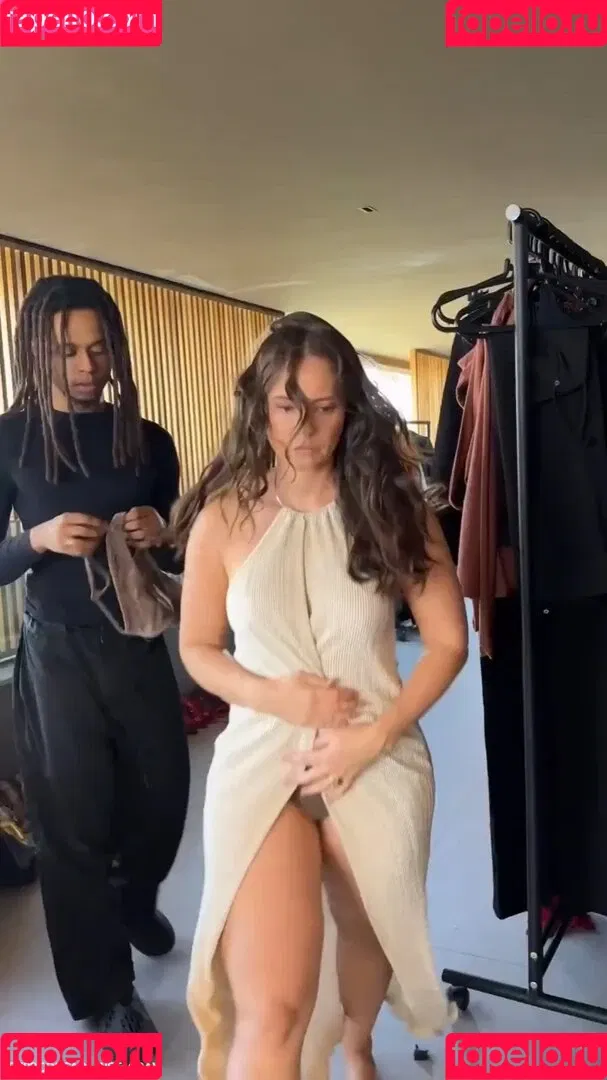 Paolla Oliveira / paollaoliveirareal / paulinhamissbumbum Onlyfans Photo Gallery 