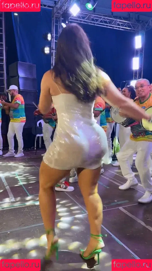 Paolla Oliveira / paollaoliveirareal / paulinhamissbumbum Onlyfans Photo Gallery 