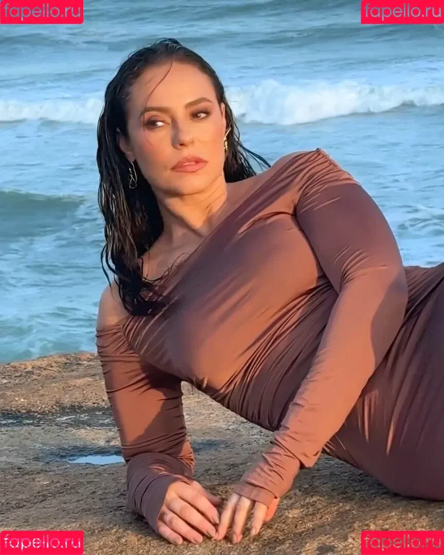 Paolla Oliveira / paollaoliveirareal / paulinhamissbumbum Onlyfans Photo Gallery 