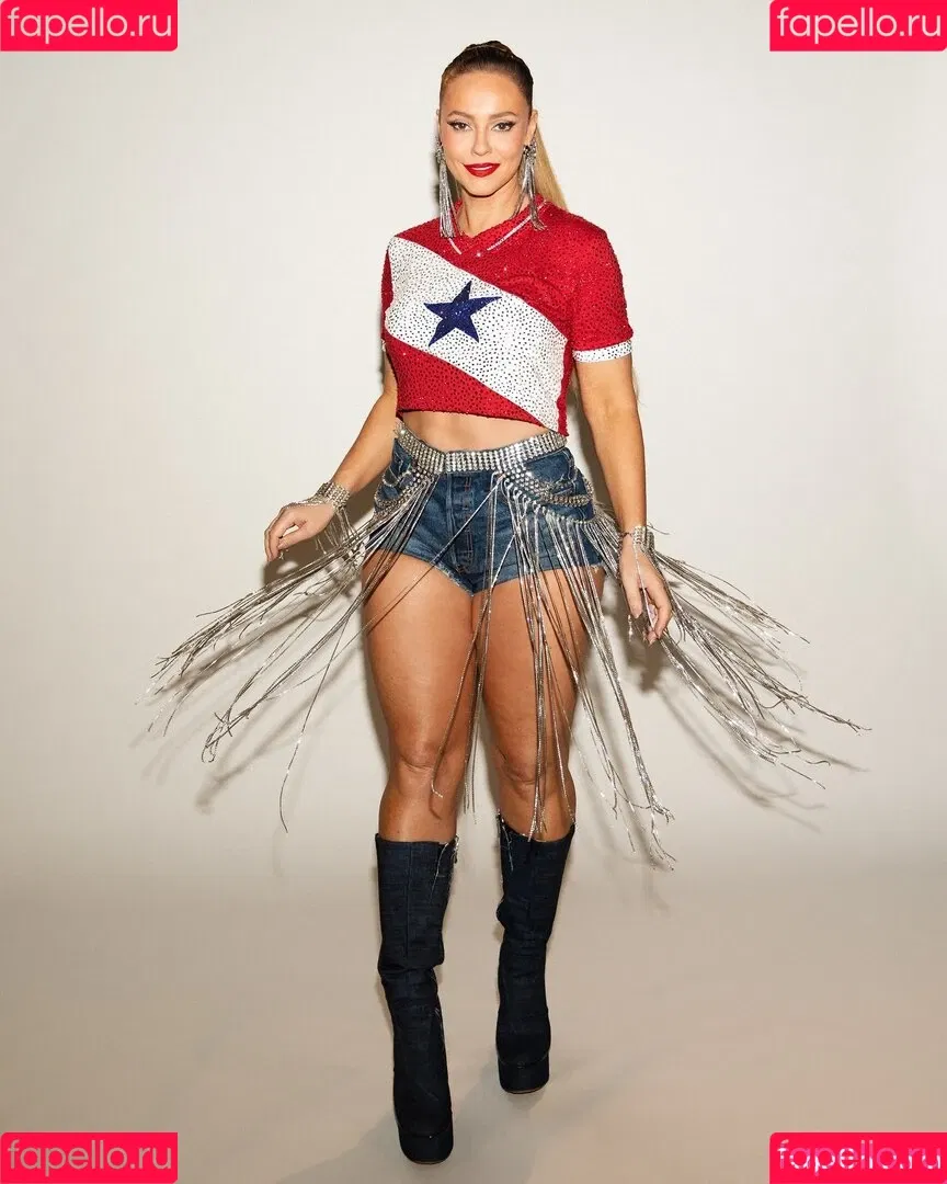 Paolla Oliveira / paollaoliveirareal / paulinhamissbumbum Onlyfans Photo Gallery 