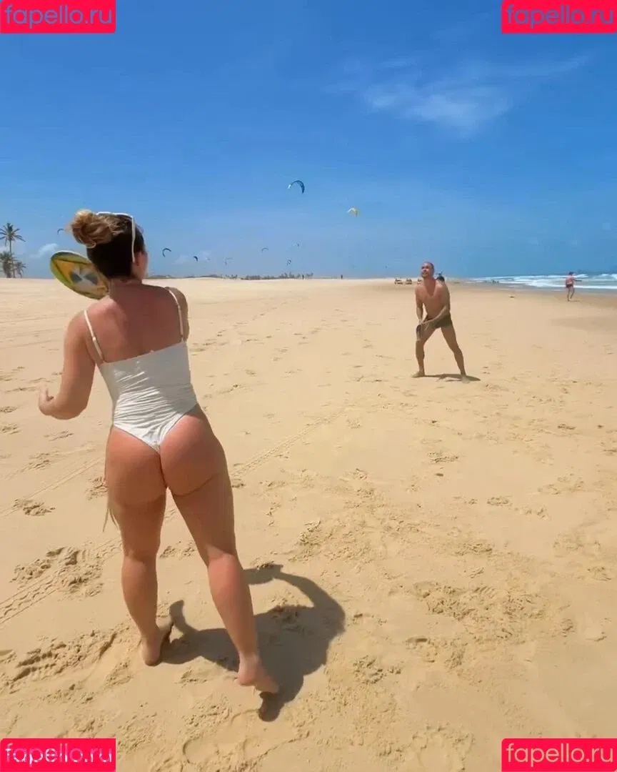 Paolla Oliveira / paollaoliveirareal / paulinhamissbumbum Onlyfans Photo Gallery 