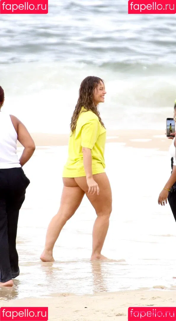 Paolla Oliveira / paollaoliveirareal / paulinhamissbumbum Onlyfans Photo Gallery 