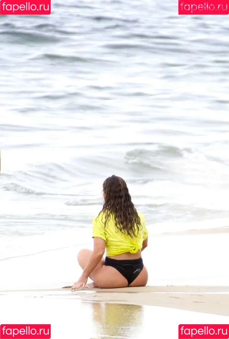 Paolla Oliveira / paollaoliveirareal / paulinhamissbumbum Onlyfans Photo Gallery 