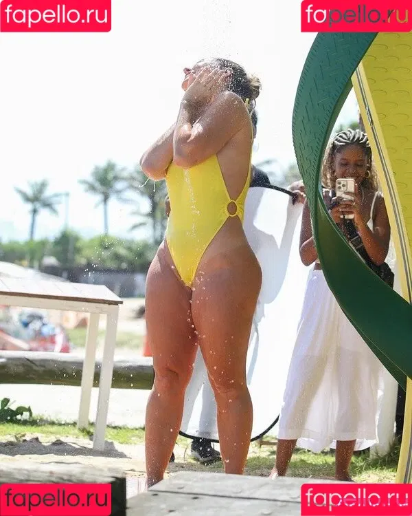 Paolla Oliveira / paollaoliveirareal / paulinhamissbumbum Onlyfans Photo Gallery 