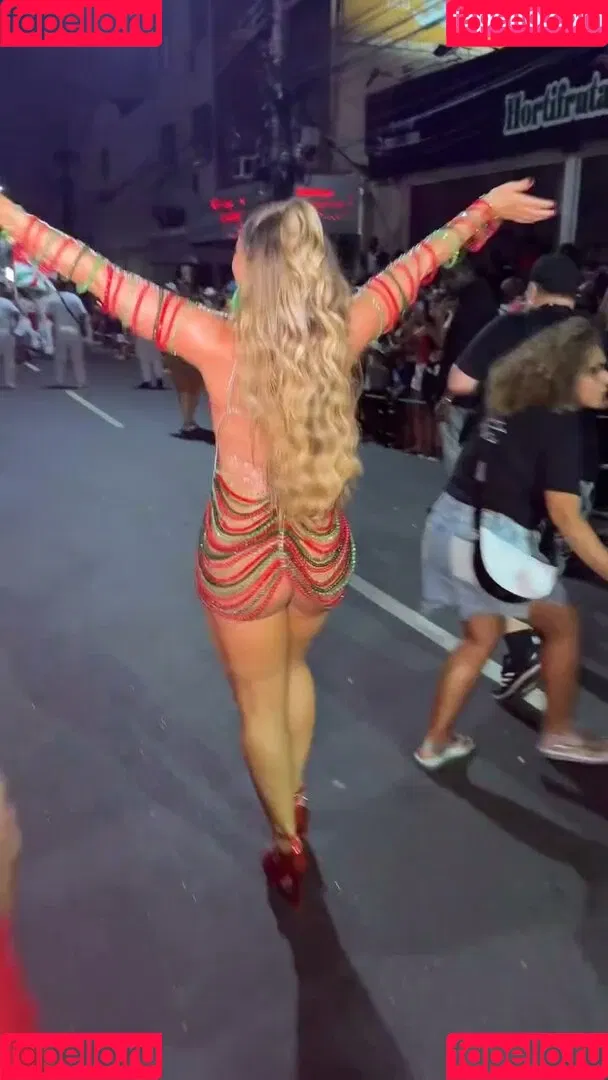 Paolla Oliveira / paollaoliveirareal / paulinhamissbumbum Onlyfans Photo Gallery 
