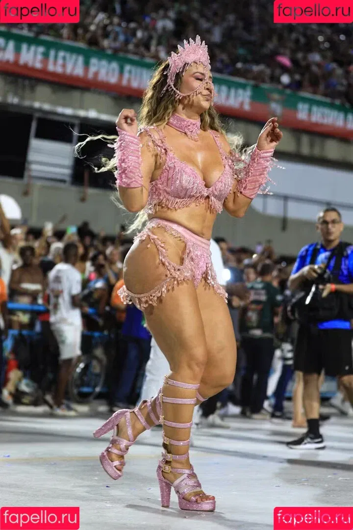 Paolla Oliveira / paollaoliveirareal / paulinhamissbumbum Onlyfans Photo Gallery 