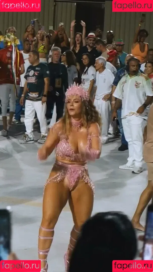 Paolla Oliveira / paollaoliveirareal / paulinhamissbumbum Onlyfans Photo Gallery 