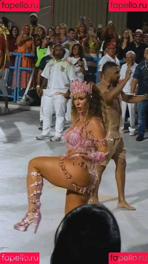 Paolla Oliveira / paollaoliveirareal / paulinhamissbumbum Onlyfans Photo Gallery 