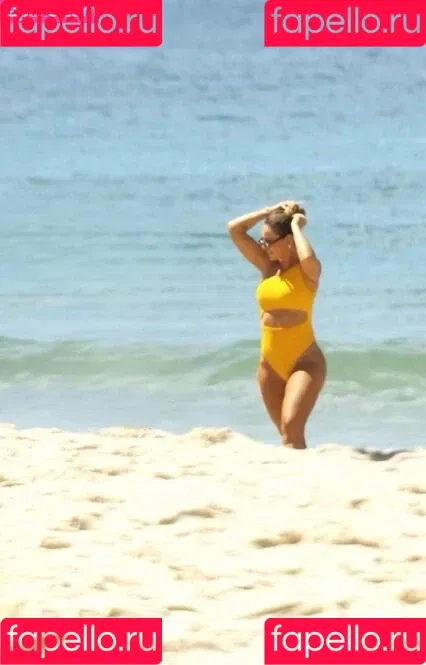 Paolla Oliveira / paollaoliveirareal / paulinhamissbumbum Onlyfans Photo Gallery 