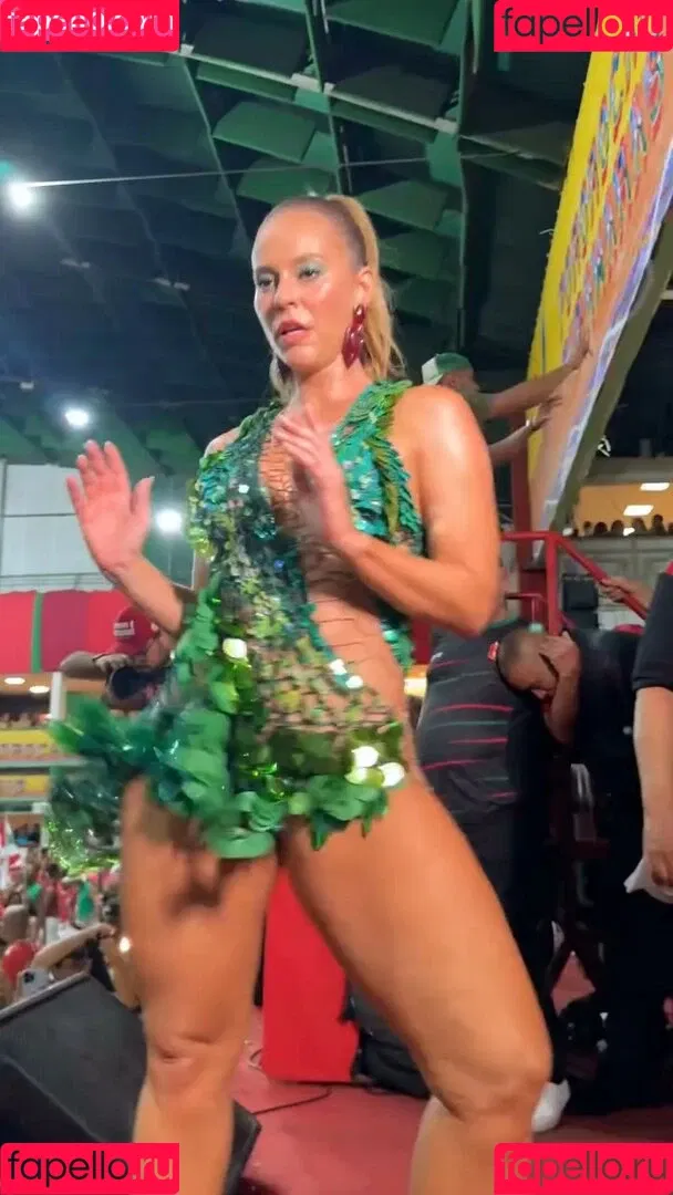 Paolla Oliveira / paollaoliveirareal / paulinhamissbumbum Onlyfans Photo Gallery 