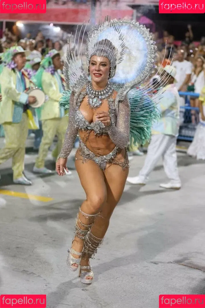 Paolla Oliveira / paollaoliveirareal / paulinhamissbumbum Onlyfans Photo Gallery 