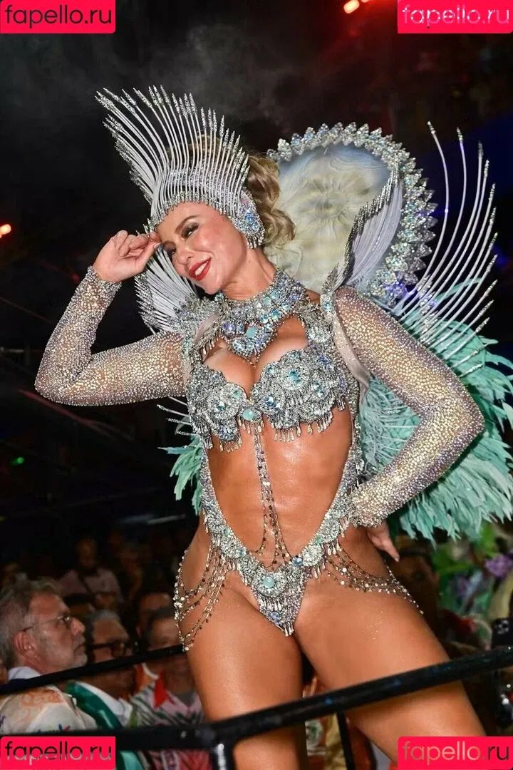Paolla Oliveira / paollaoliveirareal / paulinhamissbumbum Onlyfans Photo Gallery 