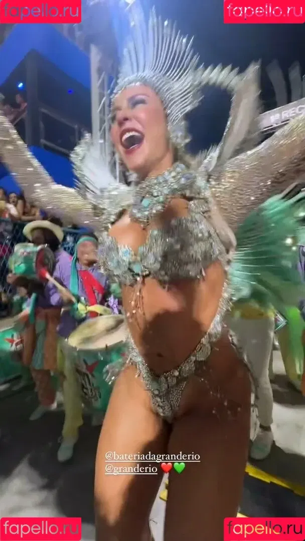 Paolla Oliveira / paollaoliveirareal / paulinhamissbumbum Onlyfans Photo Gallery 