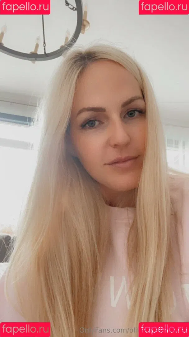 Olivia Anne 1990 / olivia.anne.1990 / oliviaa___anne Onlyfans Photo Gallery 