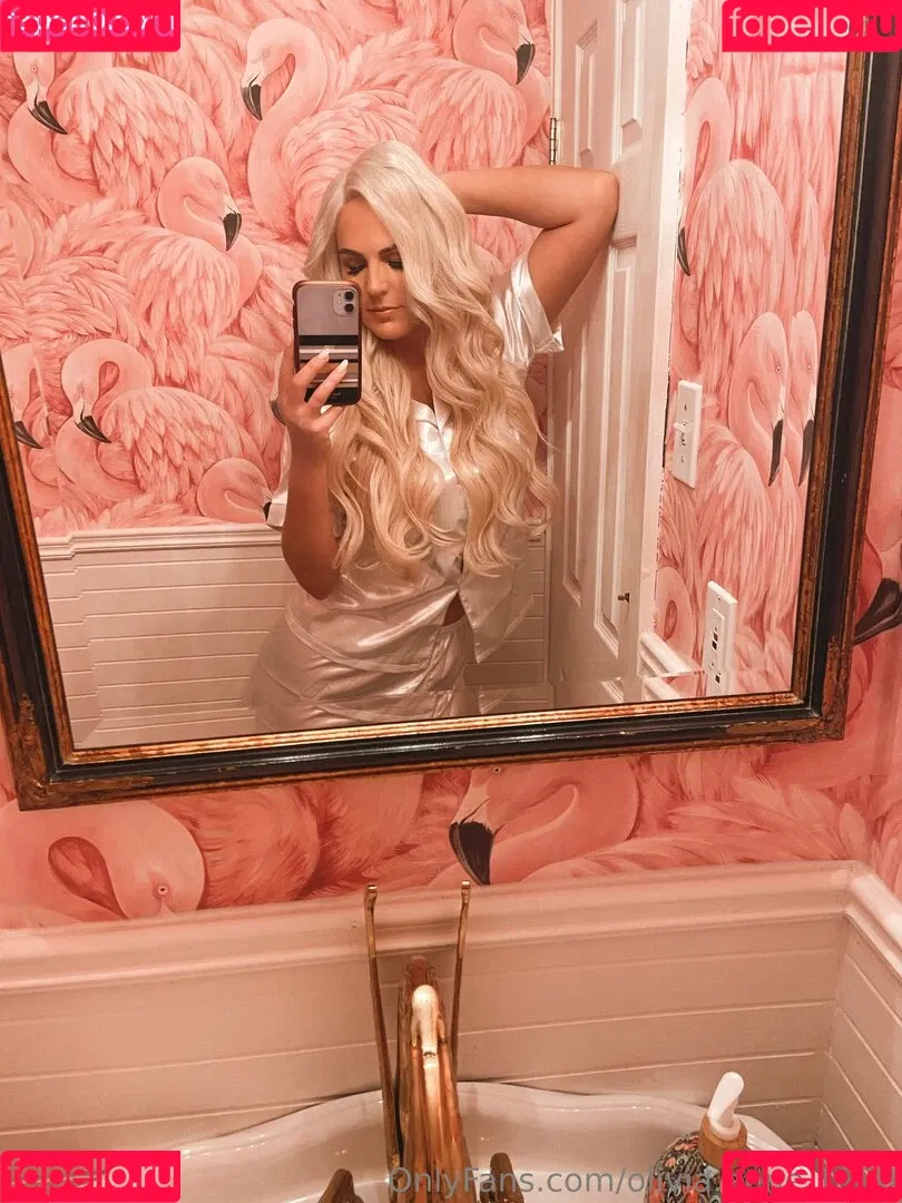 Olivia Anne 1990 / olivia.anne.1990 / oliviaa___anne Onlyfans Photo Gallery 