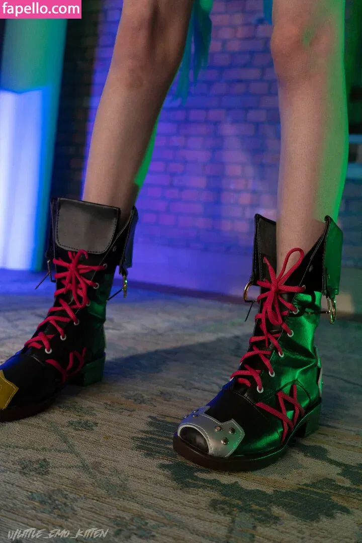 daddys_emo_girl / little_emo_kitten Onlyfans Photo Gallery 