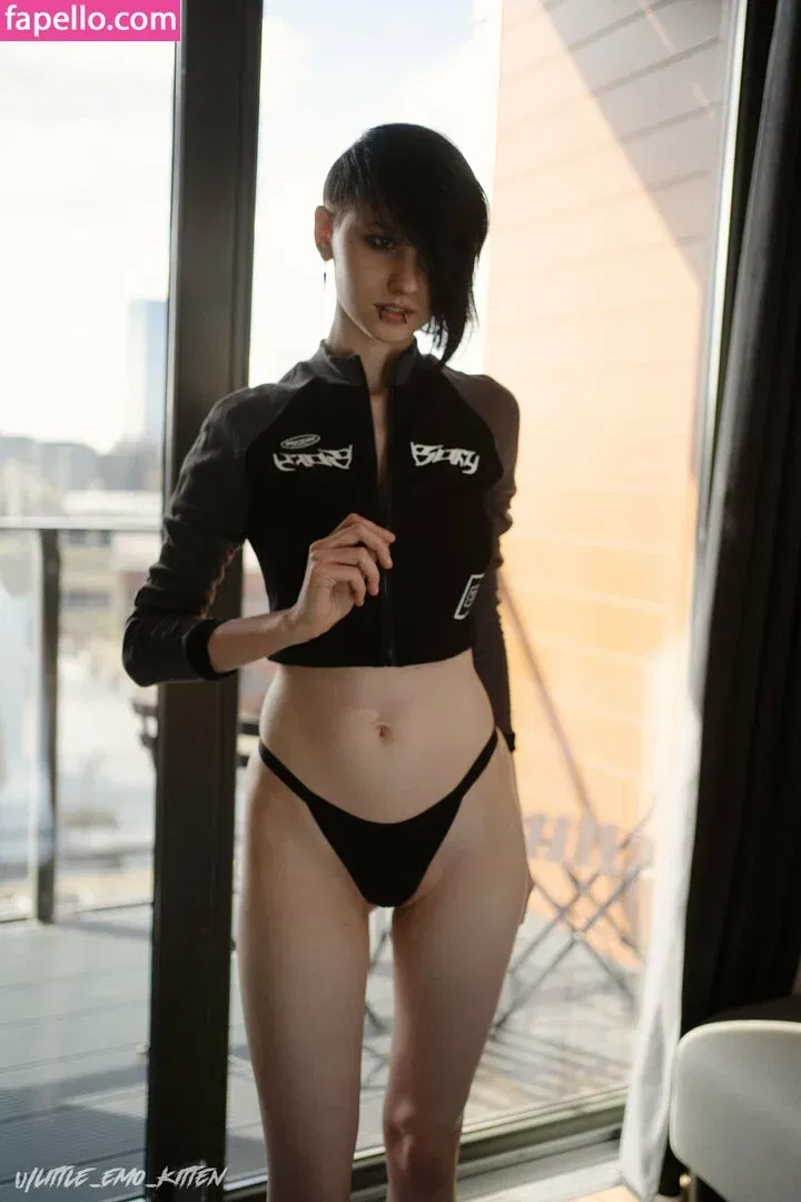 daddys_emo_girl / little_emo_kitten Onlyfans Photo Gallery 