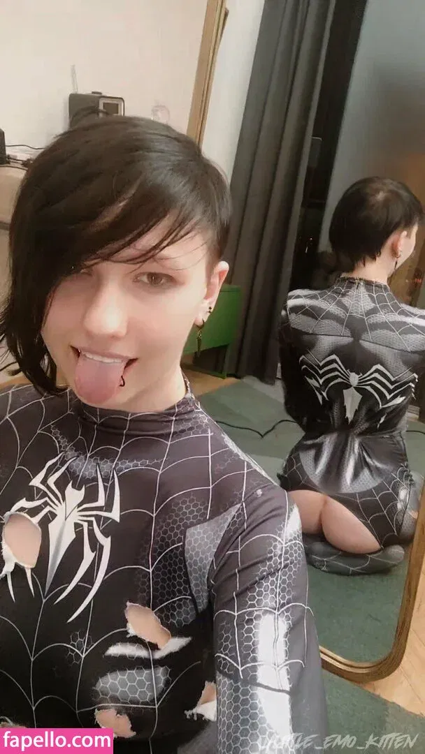 daddys_emo_girl / little_emo_kitten Onlyfans Photo Gallery 