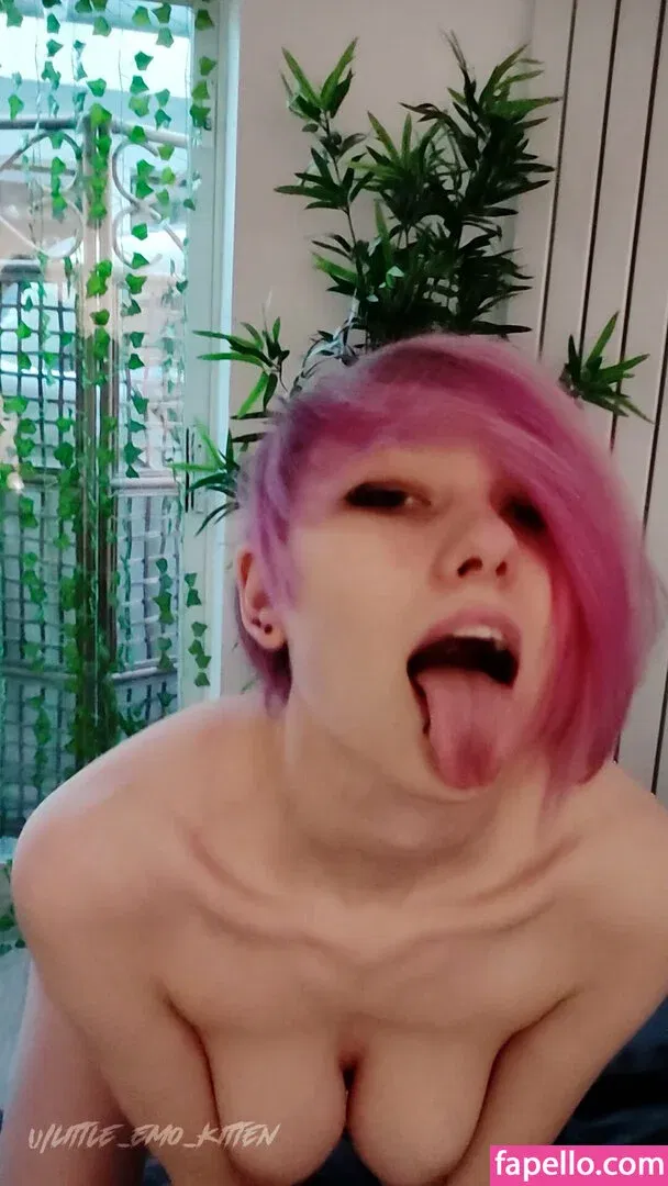 daddys_emo_girl / little_emo_kitten Onlyfans Photo Gallery 