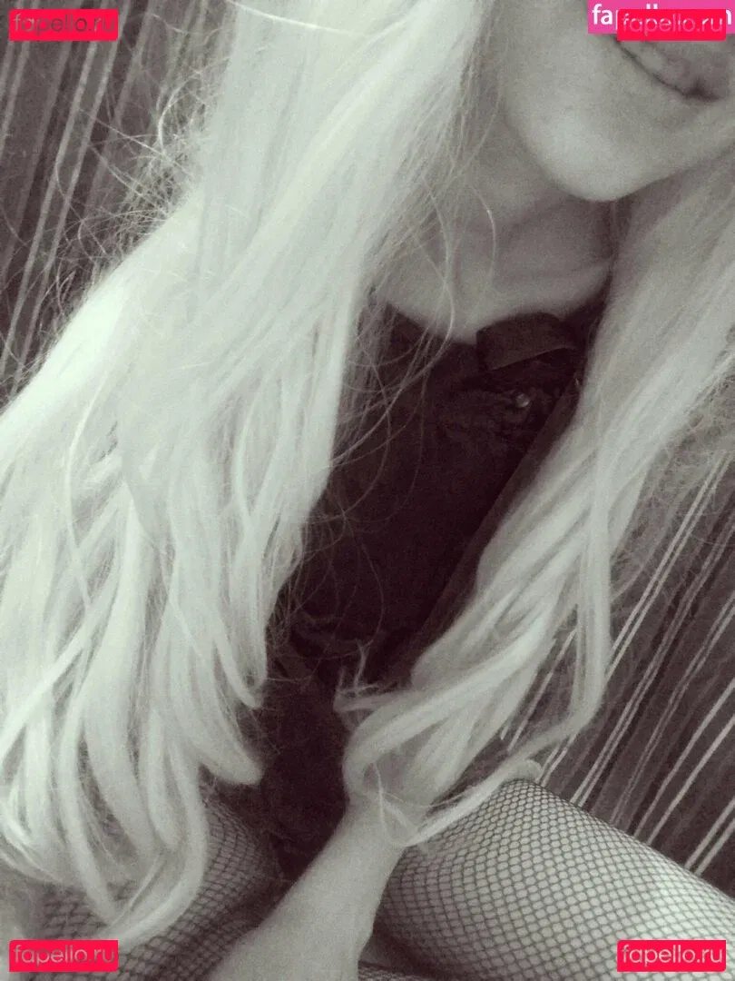 daddys_emo_girl / little_emo_kitten Onlyfans Photo Gallery 