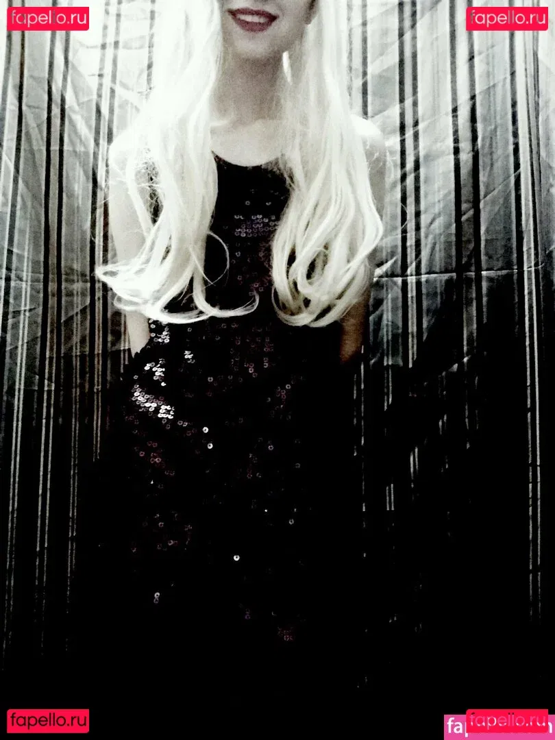 daddys_emo_girl / little_emo_kitten Onlyfans Photo Gallery 