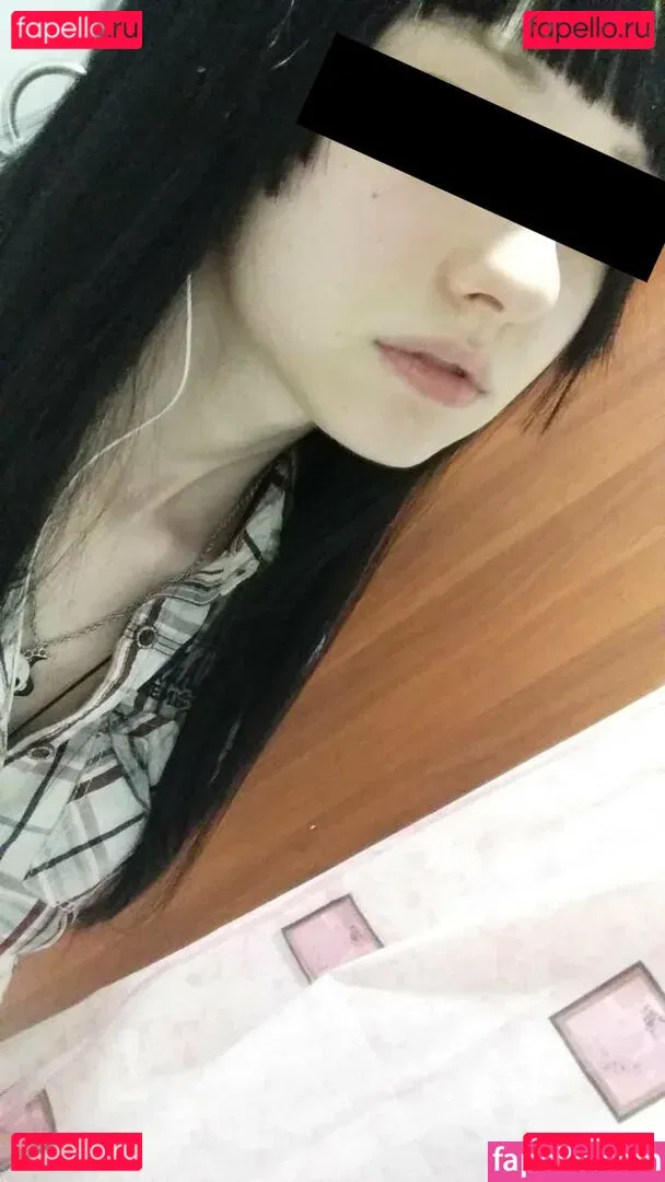 daddys_emo_girl / little_emo_kitten Onlyfans Photo Gallery 