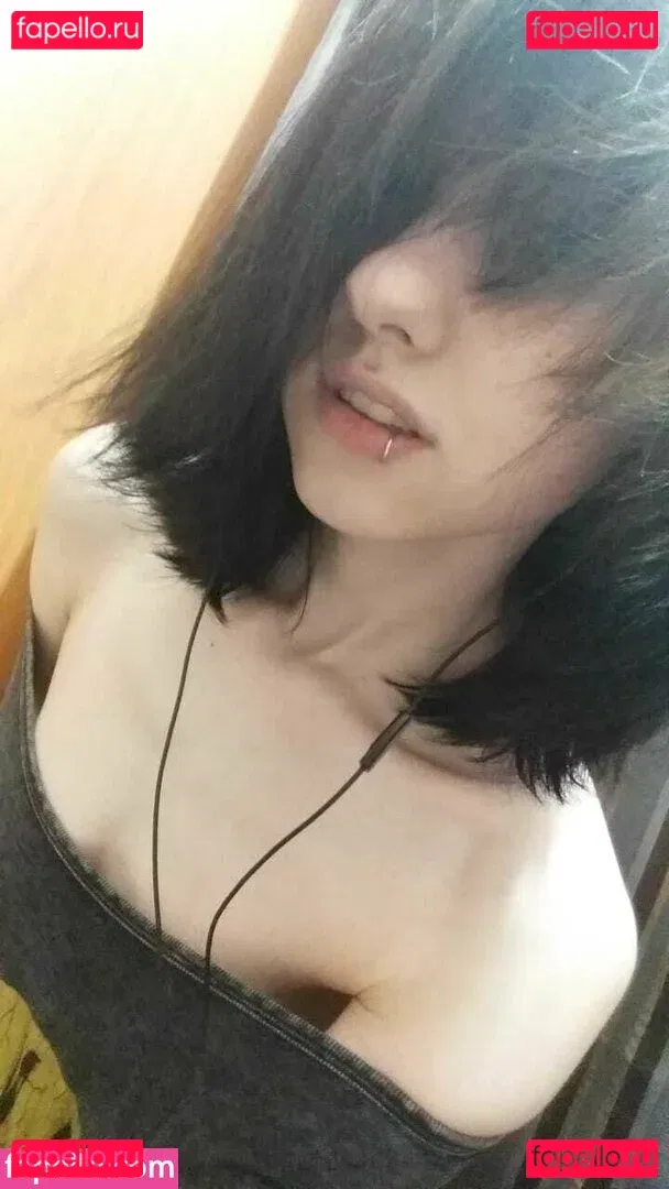 daddys_emo_girl / little_emo_kitten Onlyfans Photo Gallery 