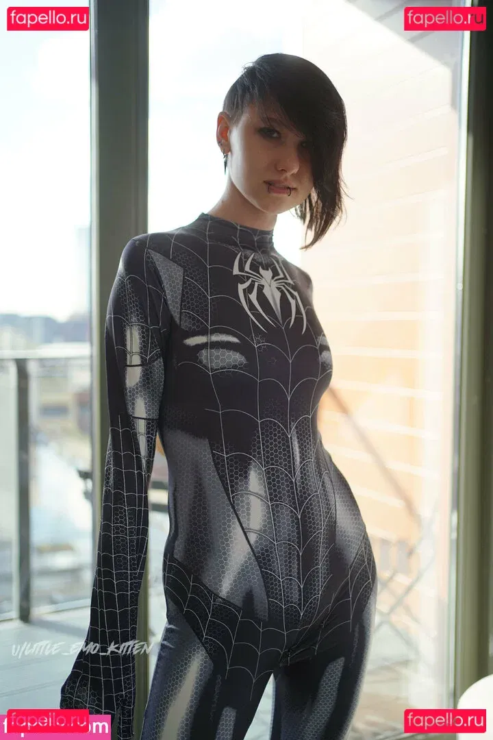 daddys_emo_girl / little_emo_kitten Onlyfans Photo Gallery 