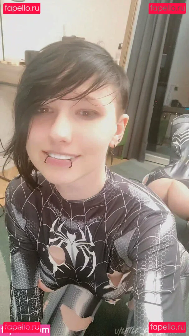 daddys_emo_girl / little_emo_kitten Onlyfans Photo Gallery 