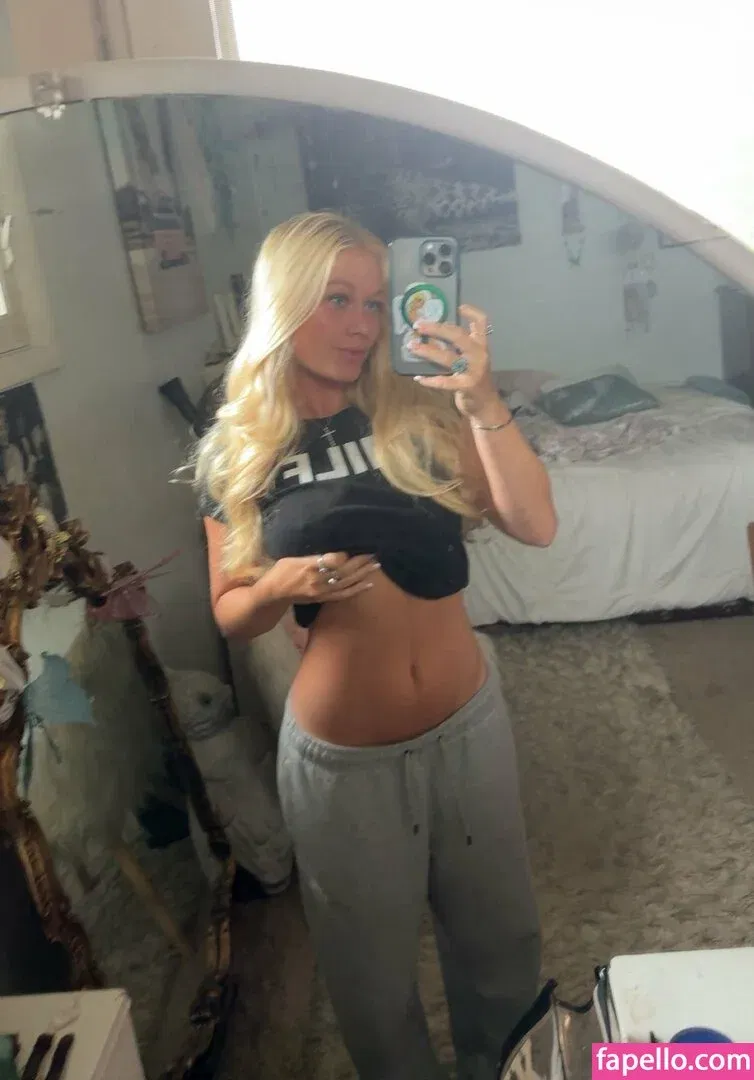 emmalyniswildz / emmalynrenae Onlyfans Photo Gallery 