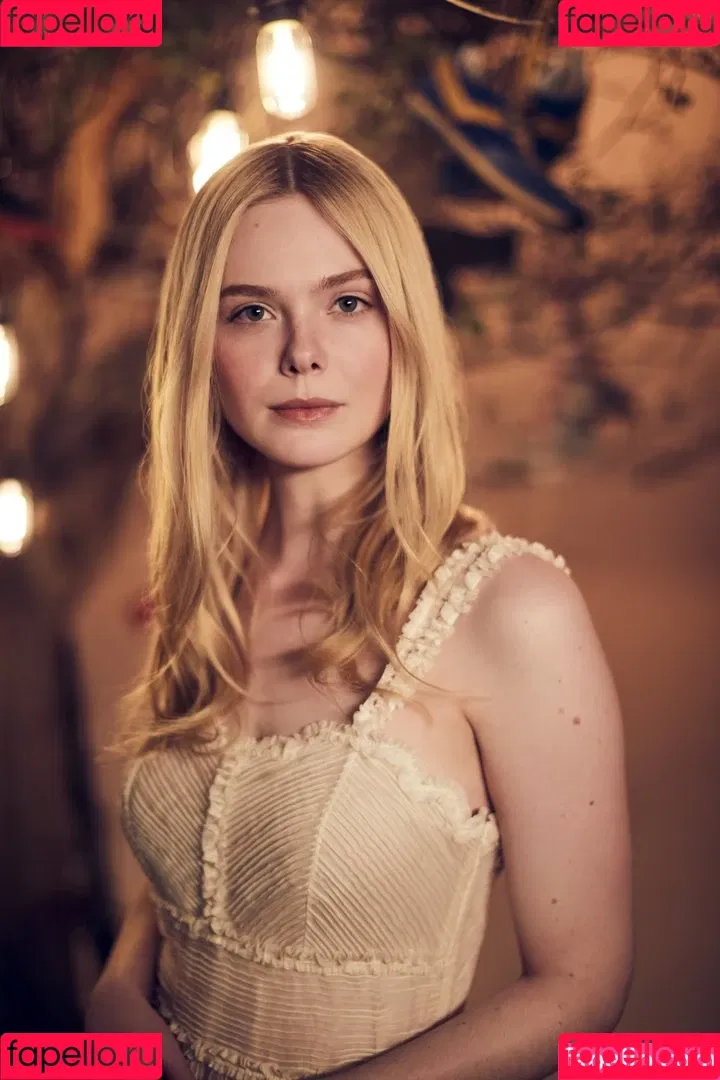 Elle Fanning / ellefanning Onlyfans Photo Gallery 