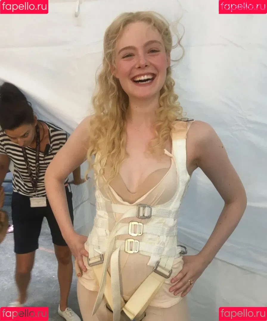 Elle Fanning / ellefanning Onlyfans Photo Gallery 