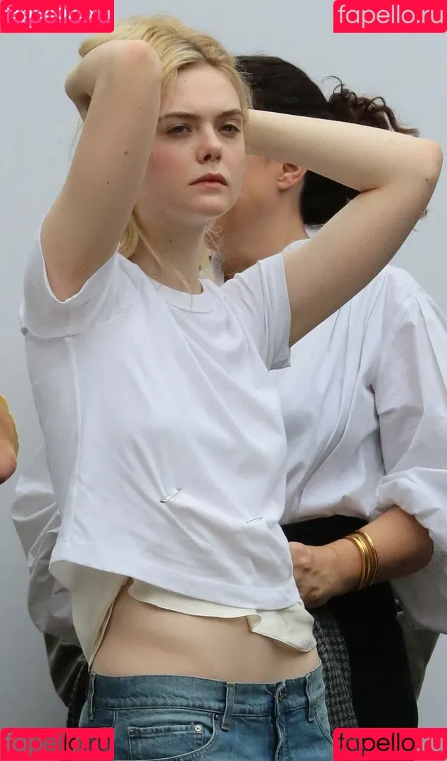 Elle Fanning / ellefanning Onlyfans Photo Gallery 