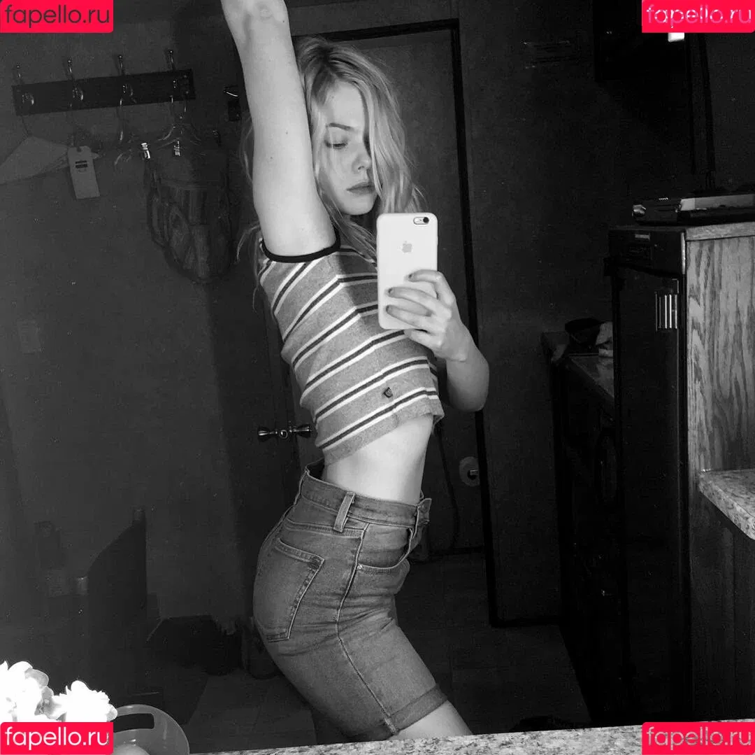 Elle Fanning / ellefanning Onlyfans Photo Gallery 